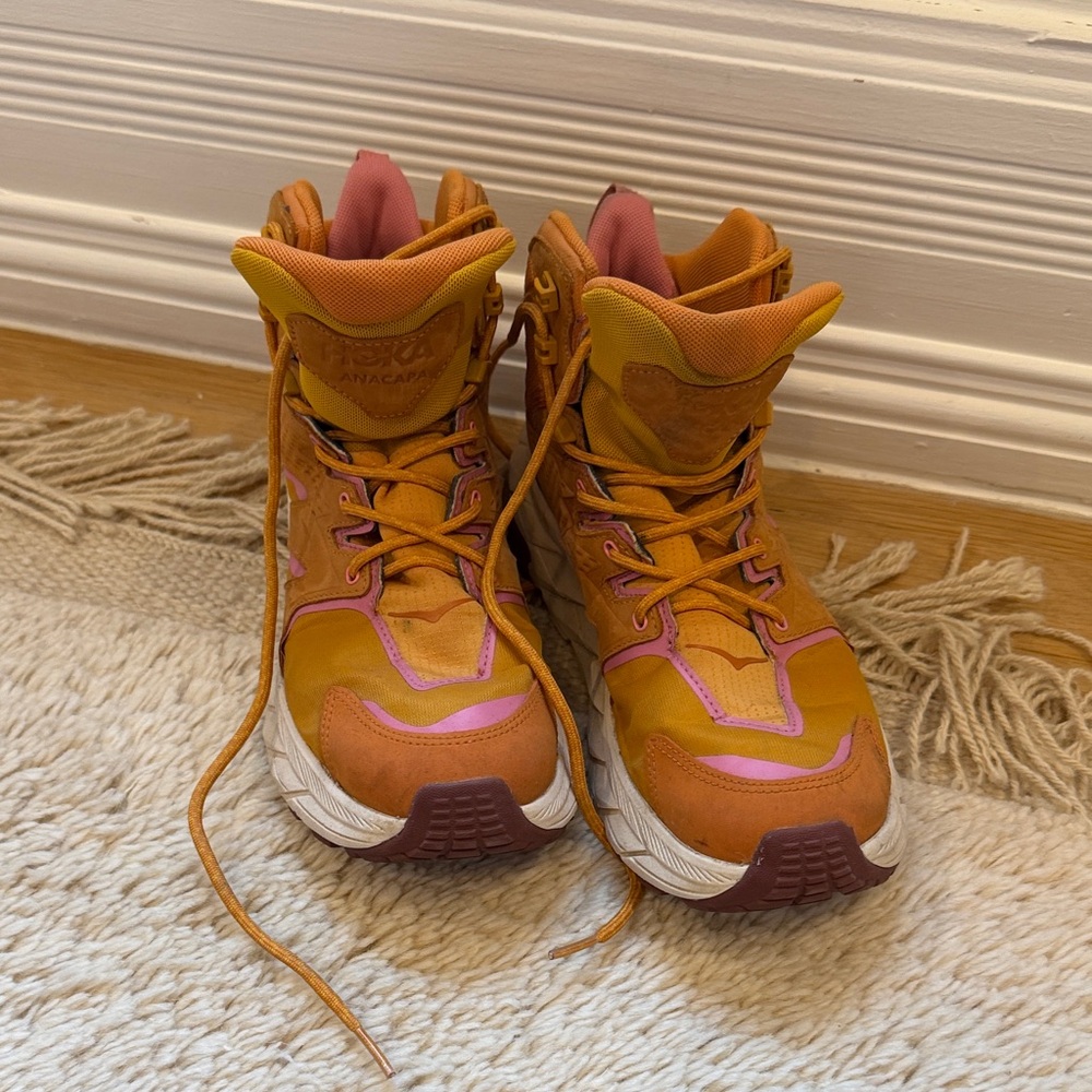 Hoka hiking boots